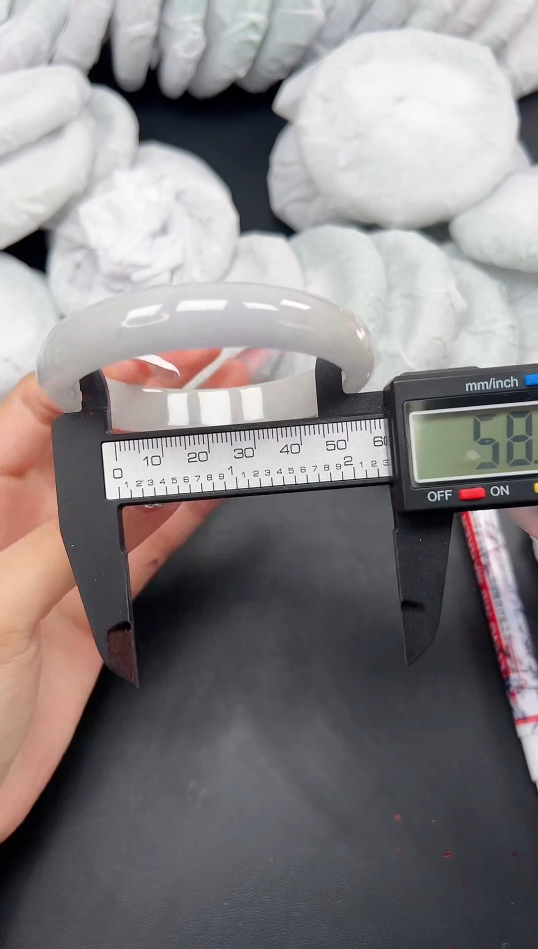 精品手镯，一物一拍J-025