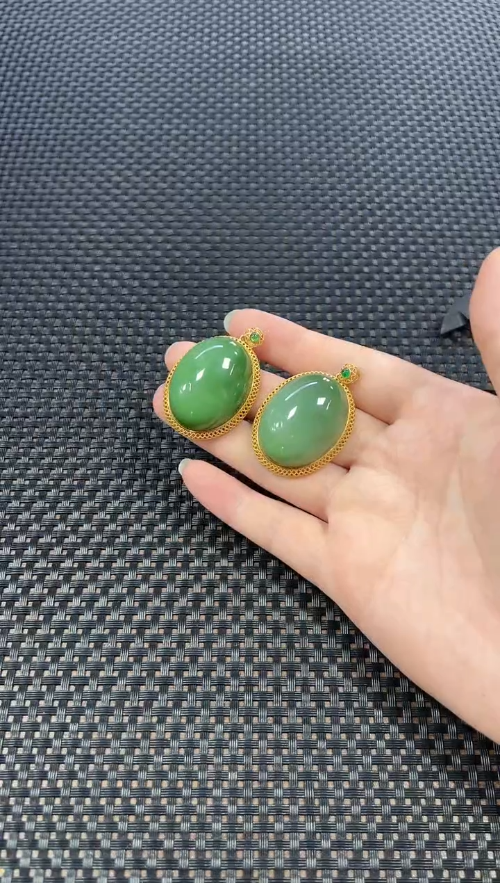 颈饰18K金镶嵌和田玉（多样性发一件）0162