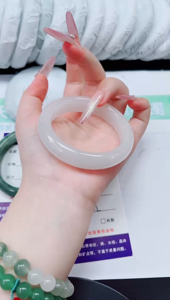 石英质玉手镯未镶嵌159-52/53