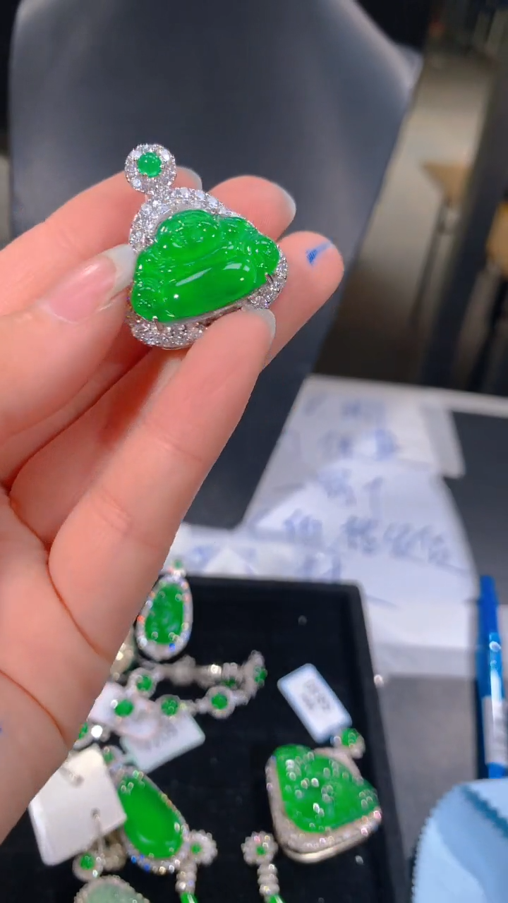 【闪购商品】定制翡翠未镶嵌97多样性发货（发其一）