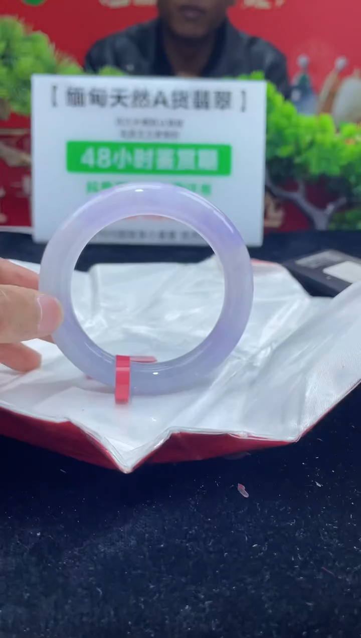 【闪购商品】翡翠手镯未镶嵌1手镯