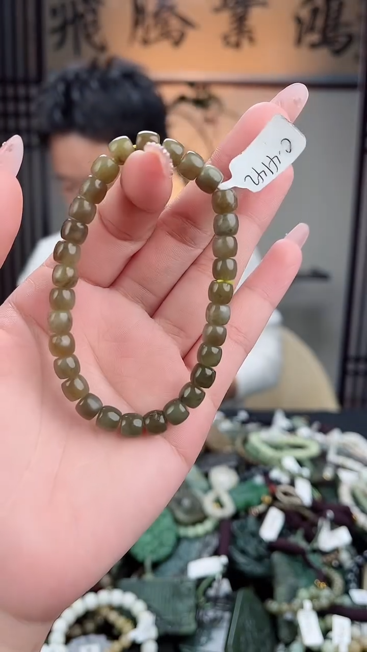 【闪购商品】和田玉（糖玉）颈饰未镶嵌多样性发货一物一拍