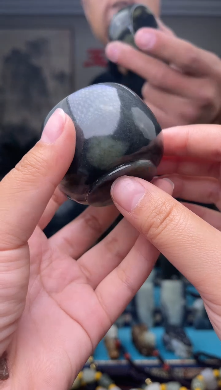 未镶嵌和田玉挂件1