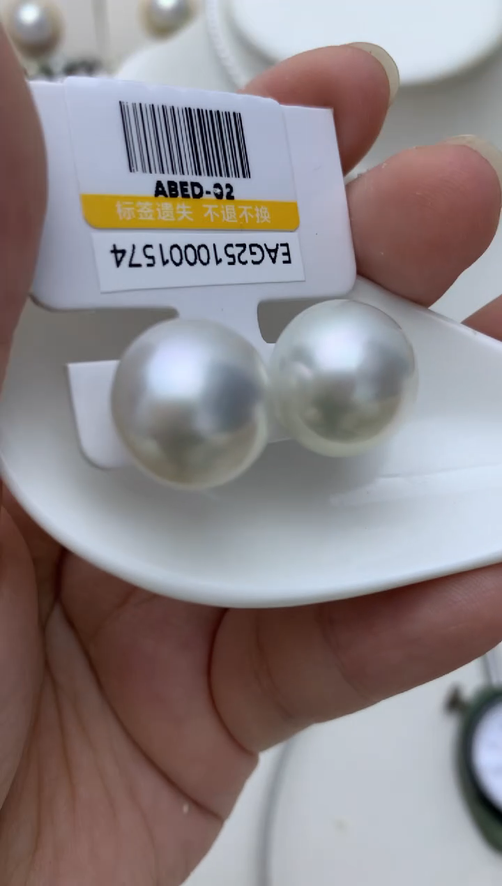 铂Pt900镶嵌耳饰海水珍珠代*鱼q27 