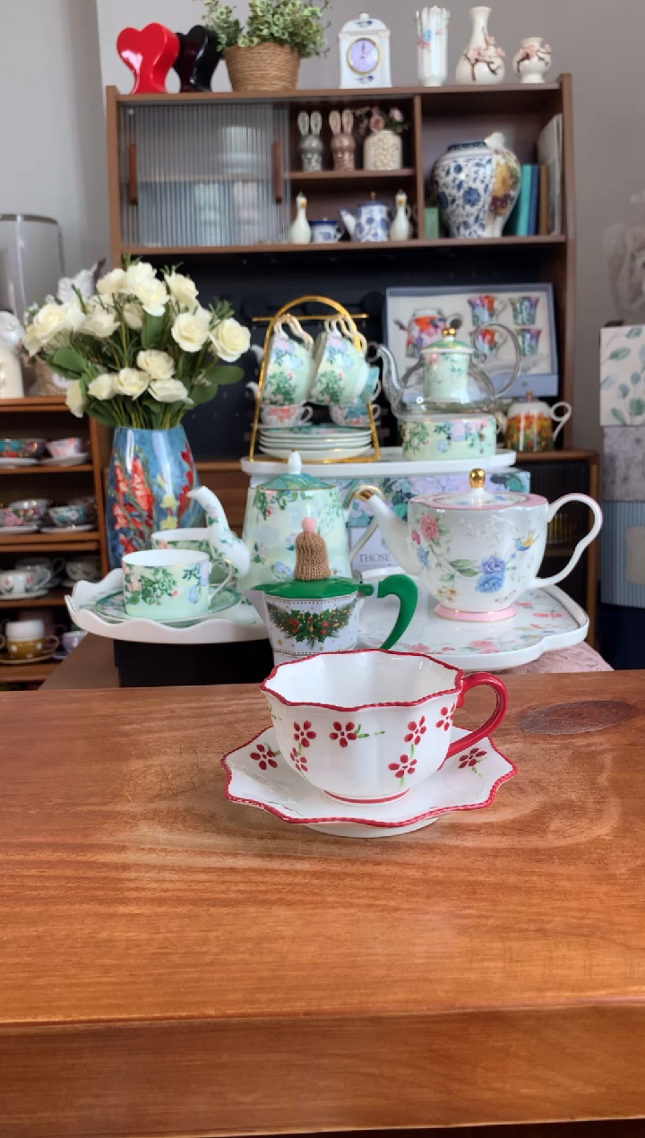 陶瓷红花甜心吧杯碟