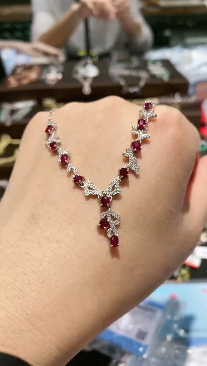 【闪购商品】红宝石颈饰银S925镶嵌项链