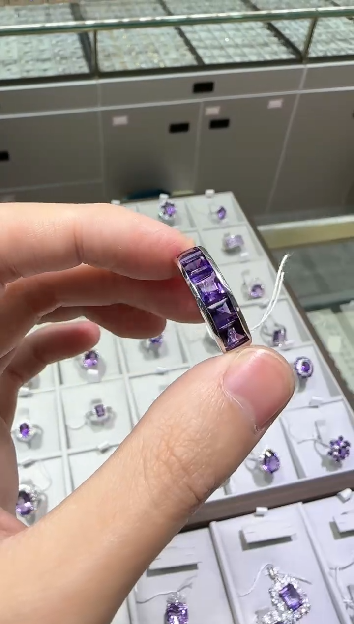 【闪购商品】紫晶戒指银S925镶嵌7mm排戒