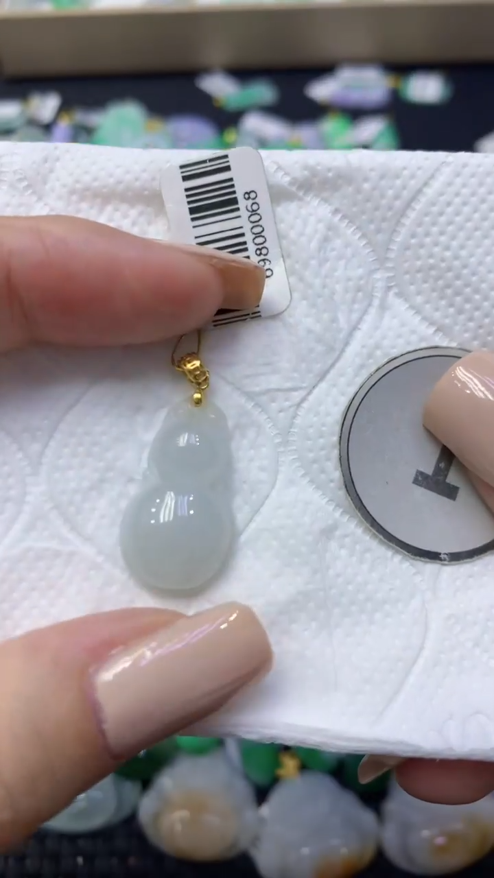 颈饰未镶嵌翡翠天然缅甸翡翠A货