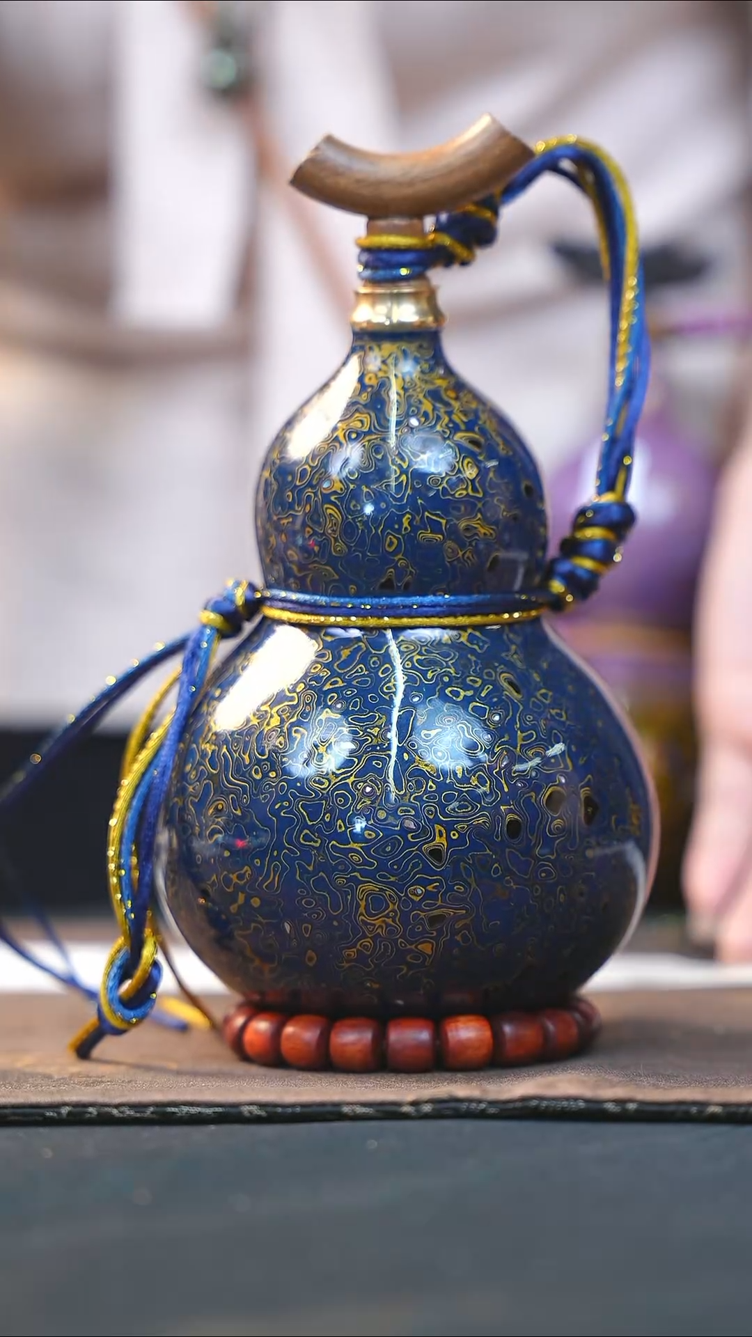 【闪购商品】WY141漆艺酒葫芦不包手串及旋转底座