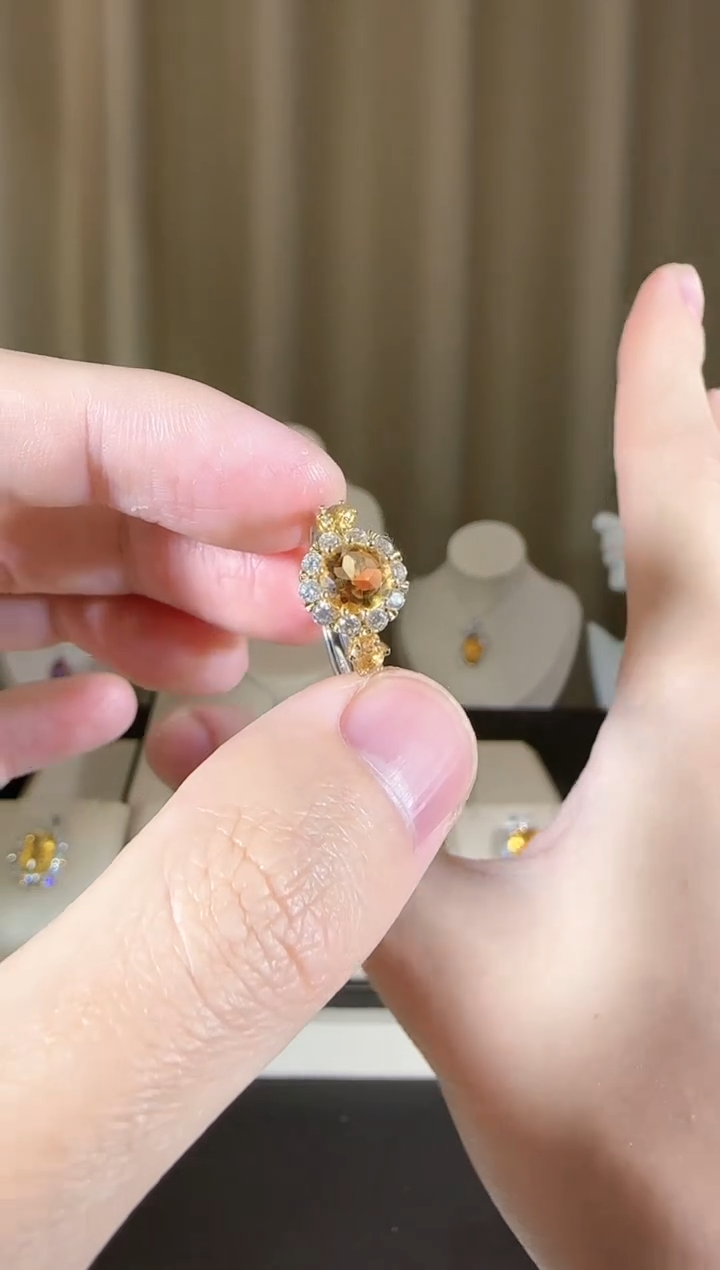 【闪购商品】黄晶戒指银S925镶嵌7mm时尚