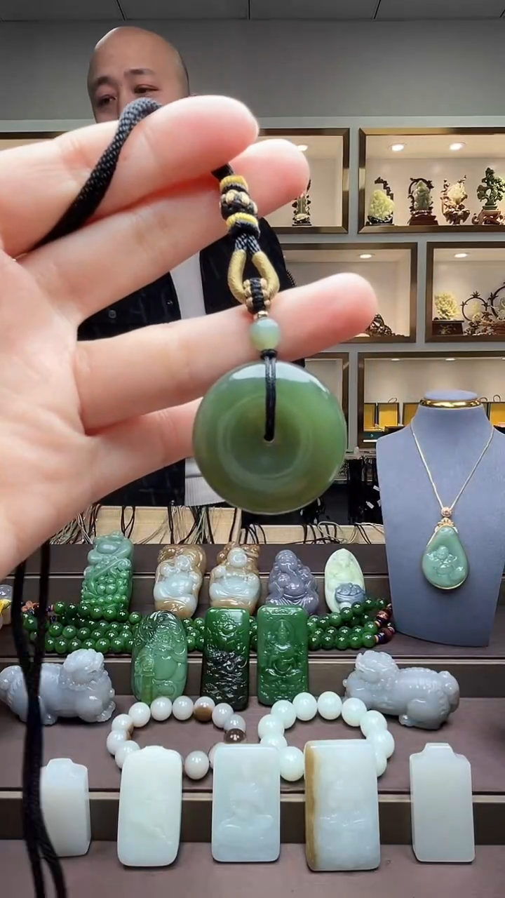 【闪购商品】和田玉挂件未镶嵌苏