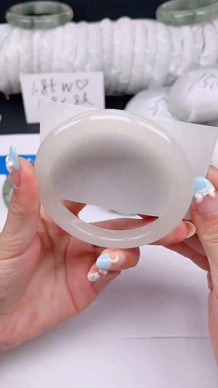 石英质玉手镯未镶嵌297-64/65