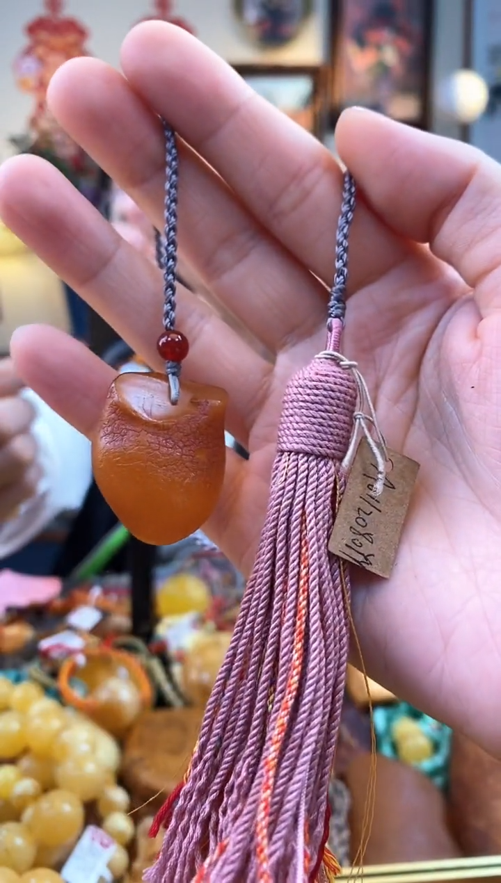 【闪购商品】琥珀颈饰未镶嵌吊坠