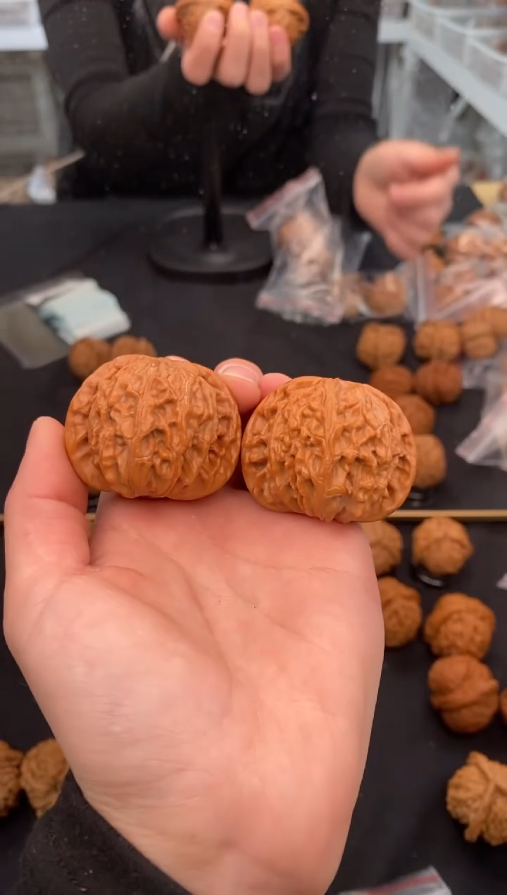 【闪购商品】文玩核桃把件山地磨42-t800