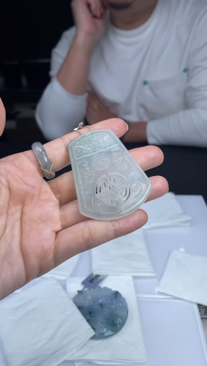 【闪购商品】定制翡翠未镶嵌01-15HDJT0130398