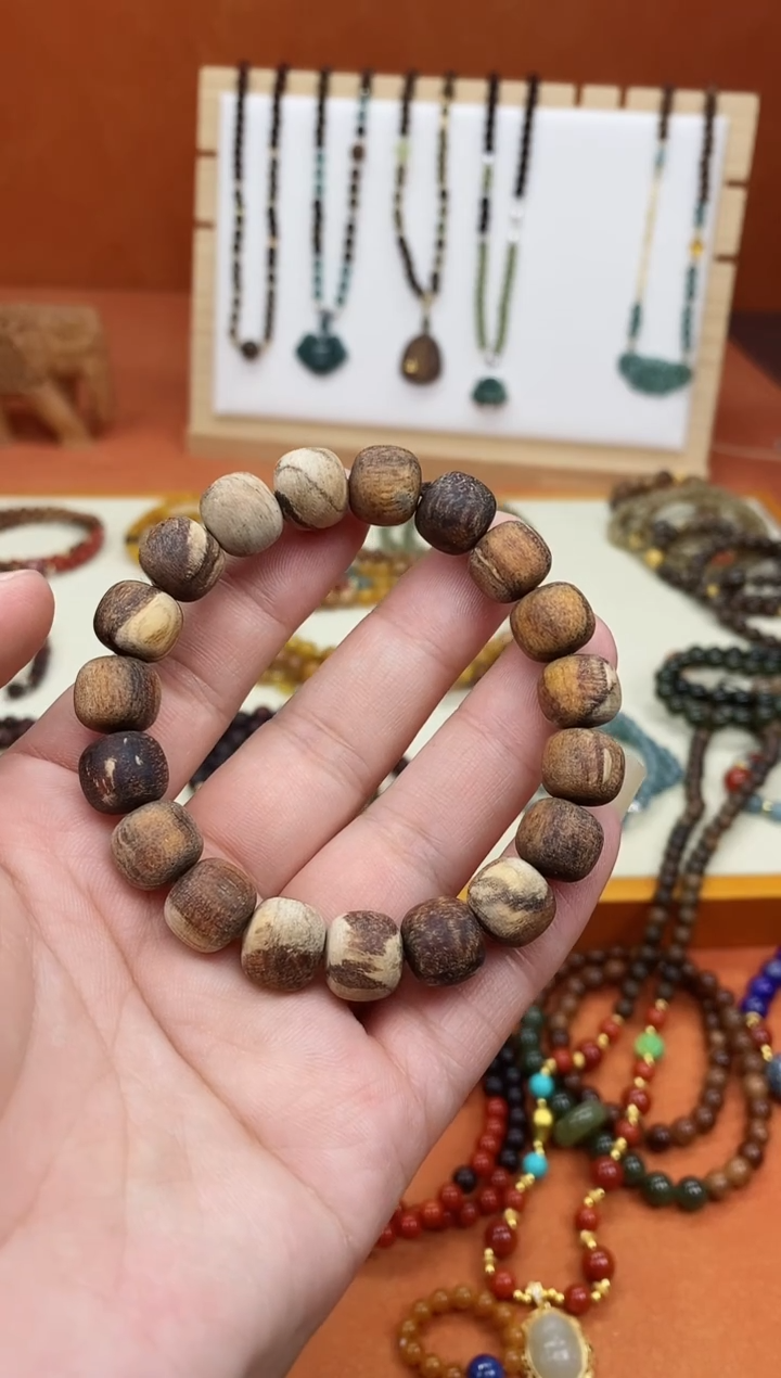 贡木手串/手链单圈贡木手串