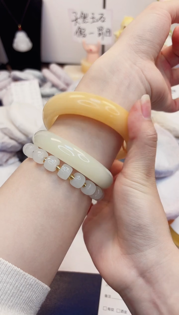 【闪购商品】石英质玉手镯未镶嵌339-财气镯-圈口63