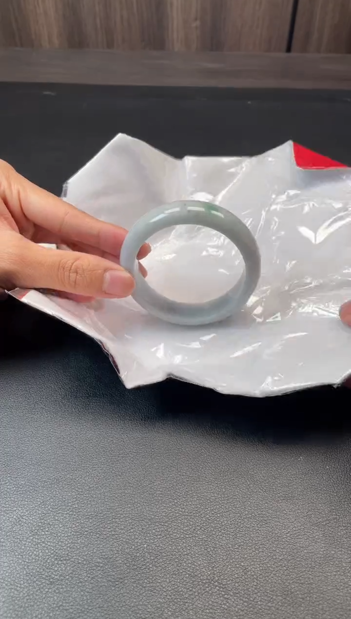 未镶嵌手镯翡翠664