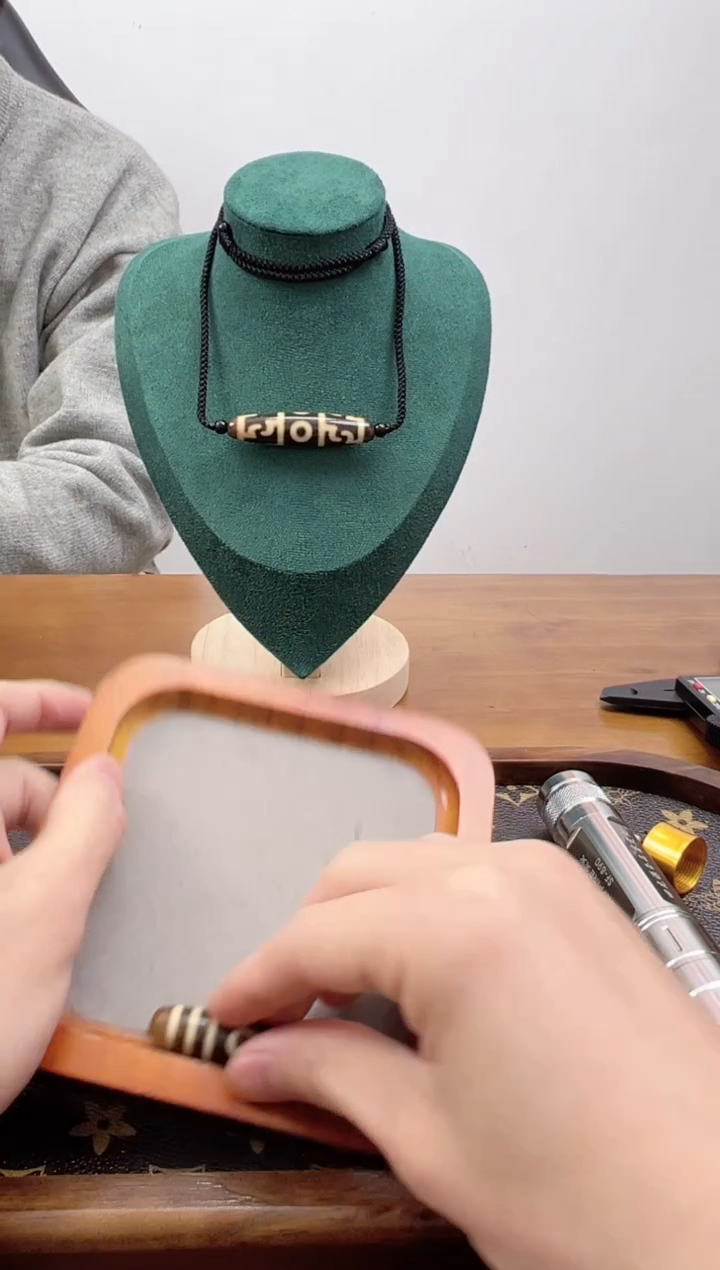 【闪购商品】玛瑙/玉髓吊坠(赠链)未镶嵌处理品