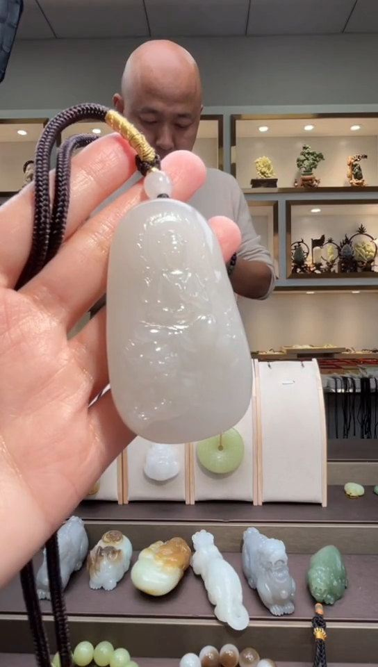 颈饰未镶嵌和田玉苏