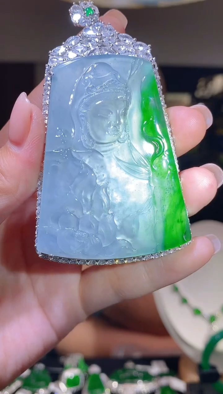 【闪购商品】翡翠颈饰未镶嵌多样性发其一