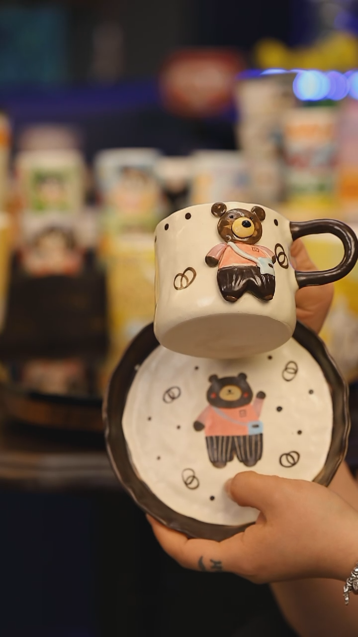 【闪购商品】摆件景德镇釉下彩绘设计师款式陶瓷
