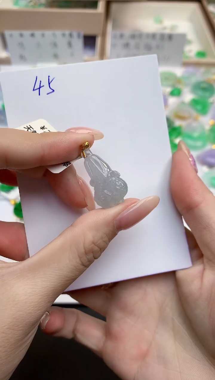 颈饰18K金镶嵌翡翠天然缅甸A货翡翠