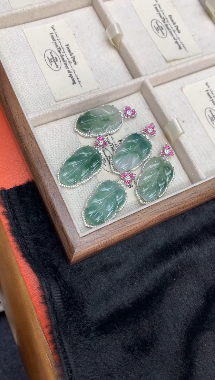 【闪购商品】翡翠颈饰银S925镶嵌叶子 多样性发（1件）