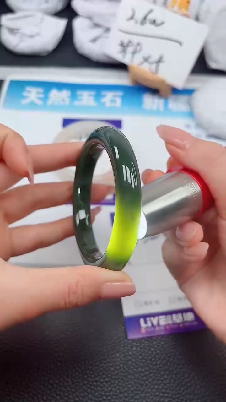 【闪购商品】和田玉手镯未镶嵌452