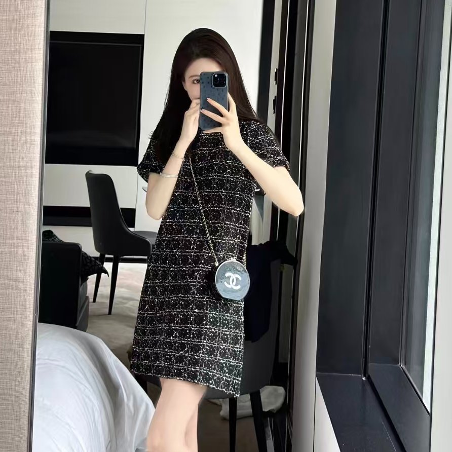 未使用 DIOR/迪奥 Dior 几何图案圆领中长款短袖连衣裙 黑色34 T