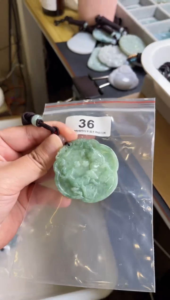 【闪购商品】翡翠颈饰未镶嵌天然缅甸A货翡翠36