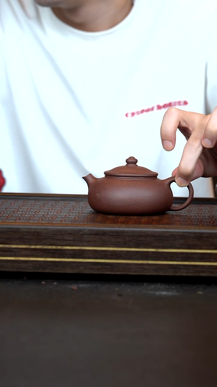 茶壶紫砂LD寒江    底槽青  160cc