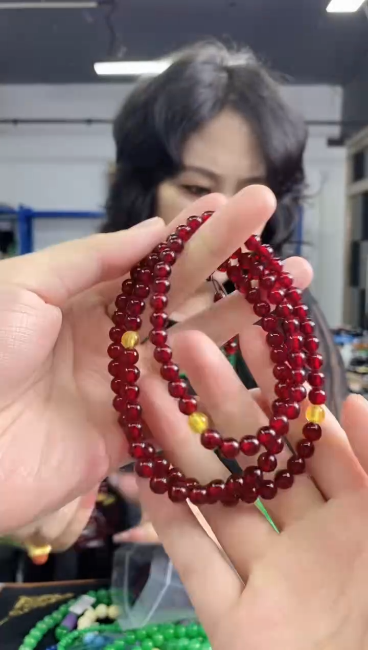 未镶嵌颈饰血珀闪购链接未镶嵌多样性发其一颜色微差