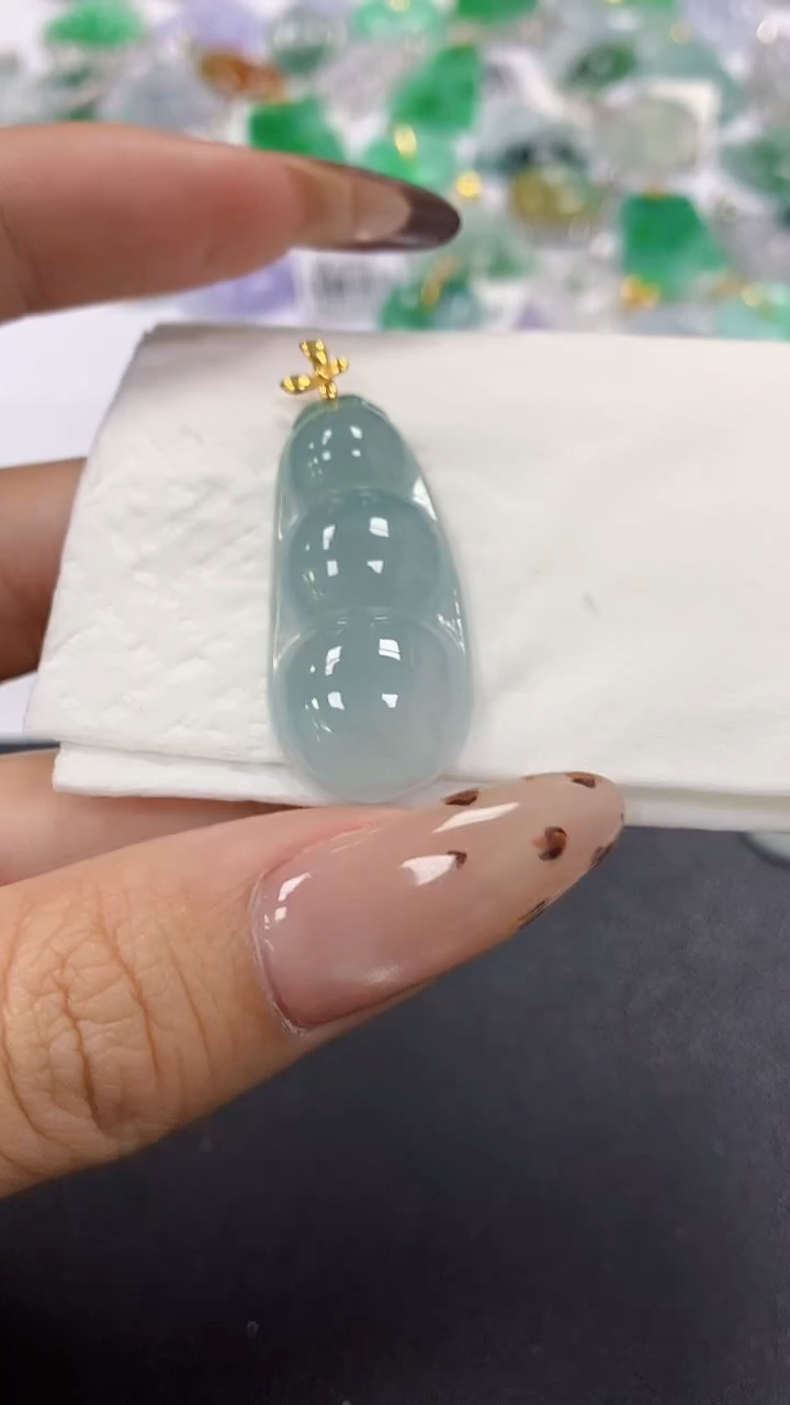 颈饰18K金镶嵌翡翠a货假一赔三支持复检百元上9元证书费自理