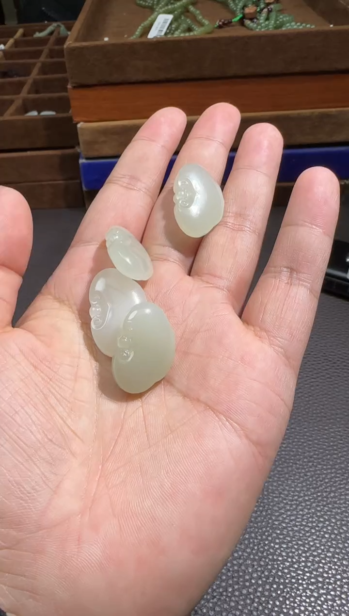 【闪购商品】和田玉【海116】45未镶嵌9052多样性发货拍一发一