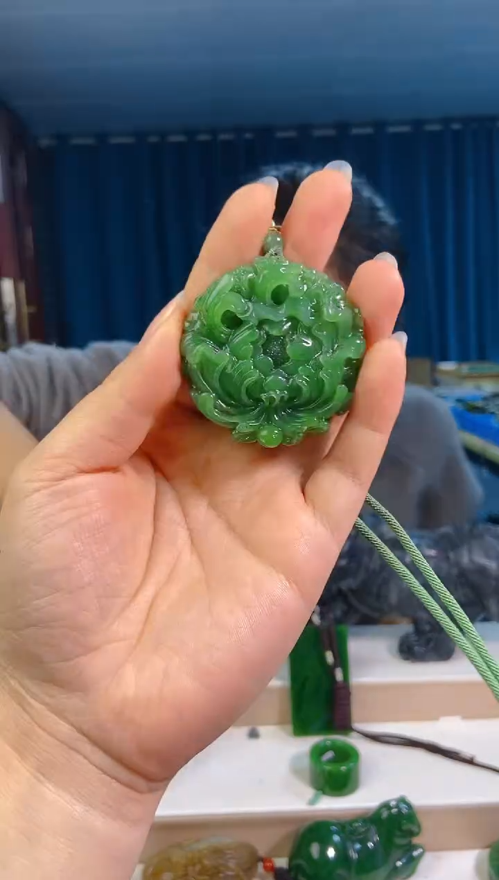 【闪购商品】和田玉未镶嵌挂件1