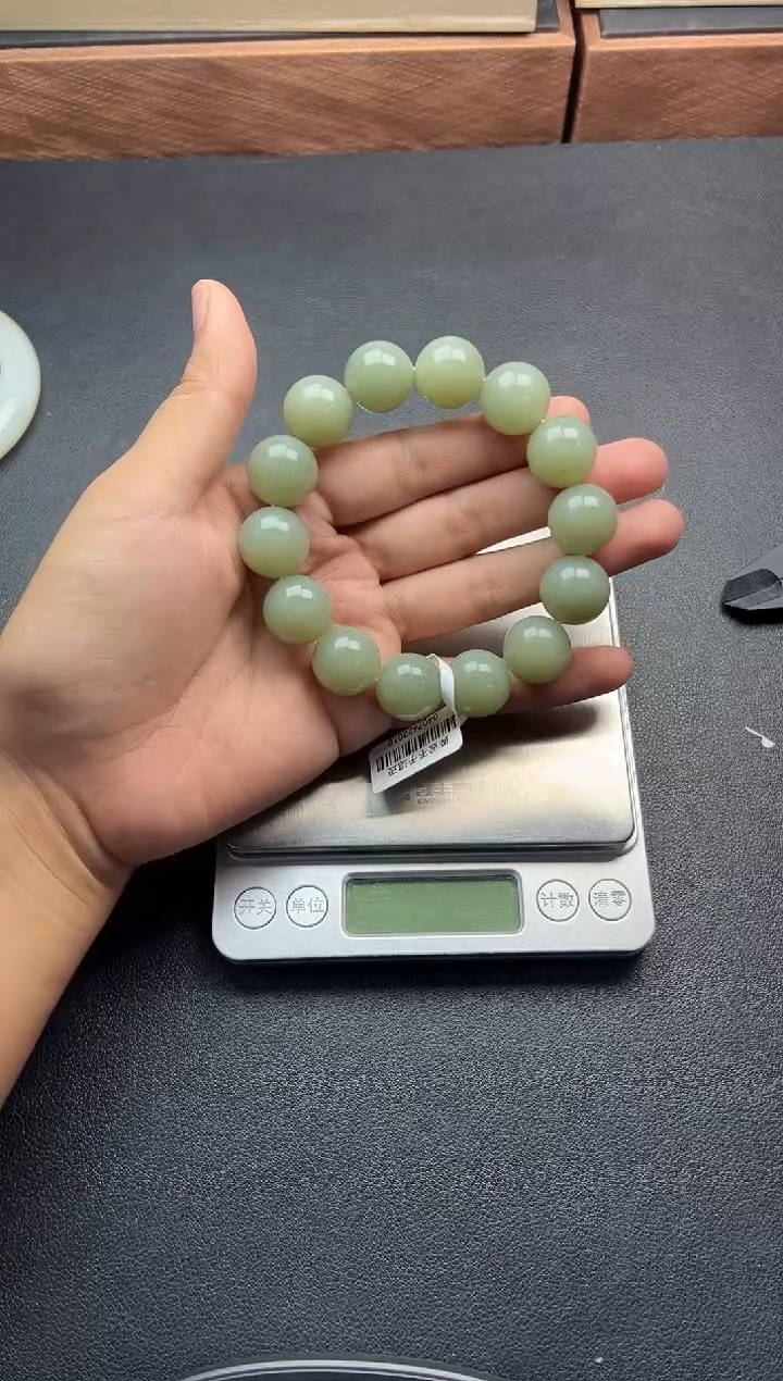 未镶嵌手串和田玉且末微色差近矿卡16手串