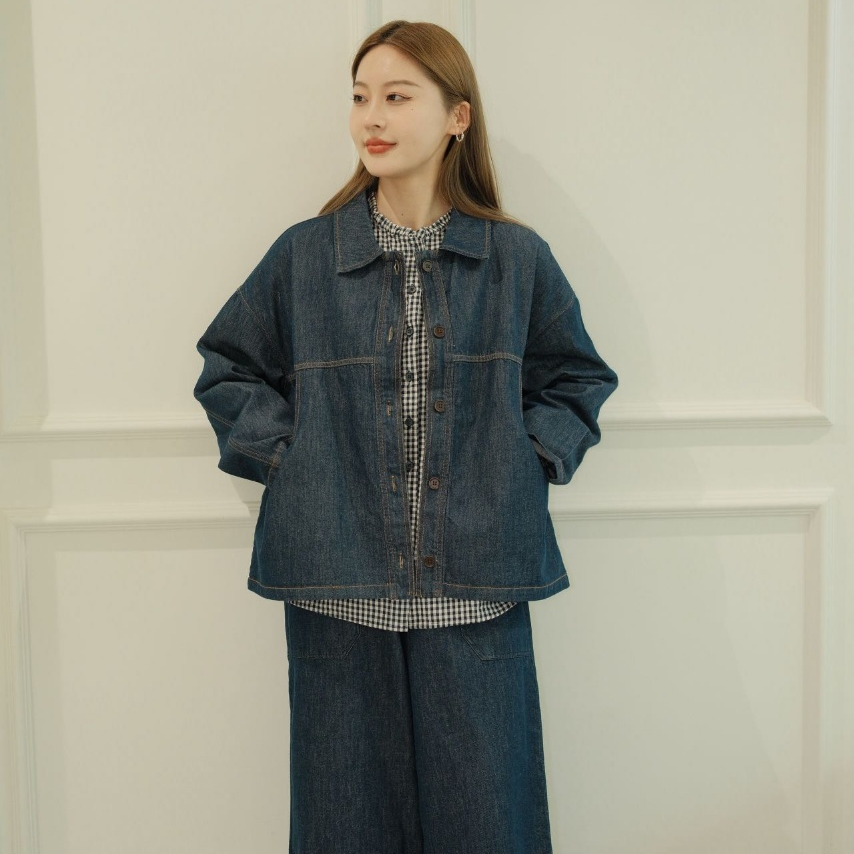 25秋季翻领刺绣牛仔外套 春秋长袖蓝色短款时尚休闲宽松简约WT22