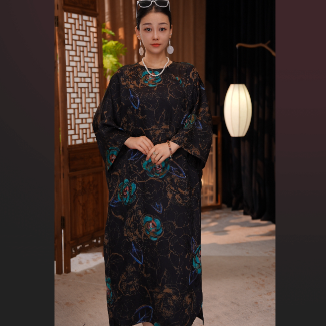 【桑榆非晚】阔太太时髦服装宽松袍子网红时尚炸街新款女装连衣裙