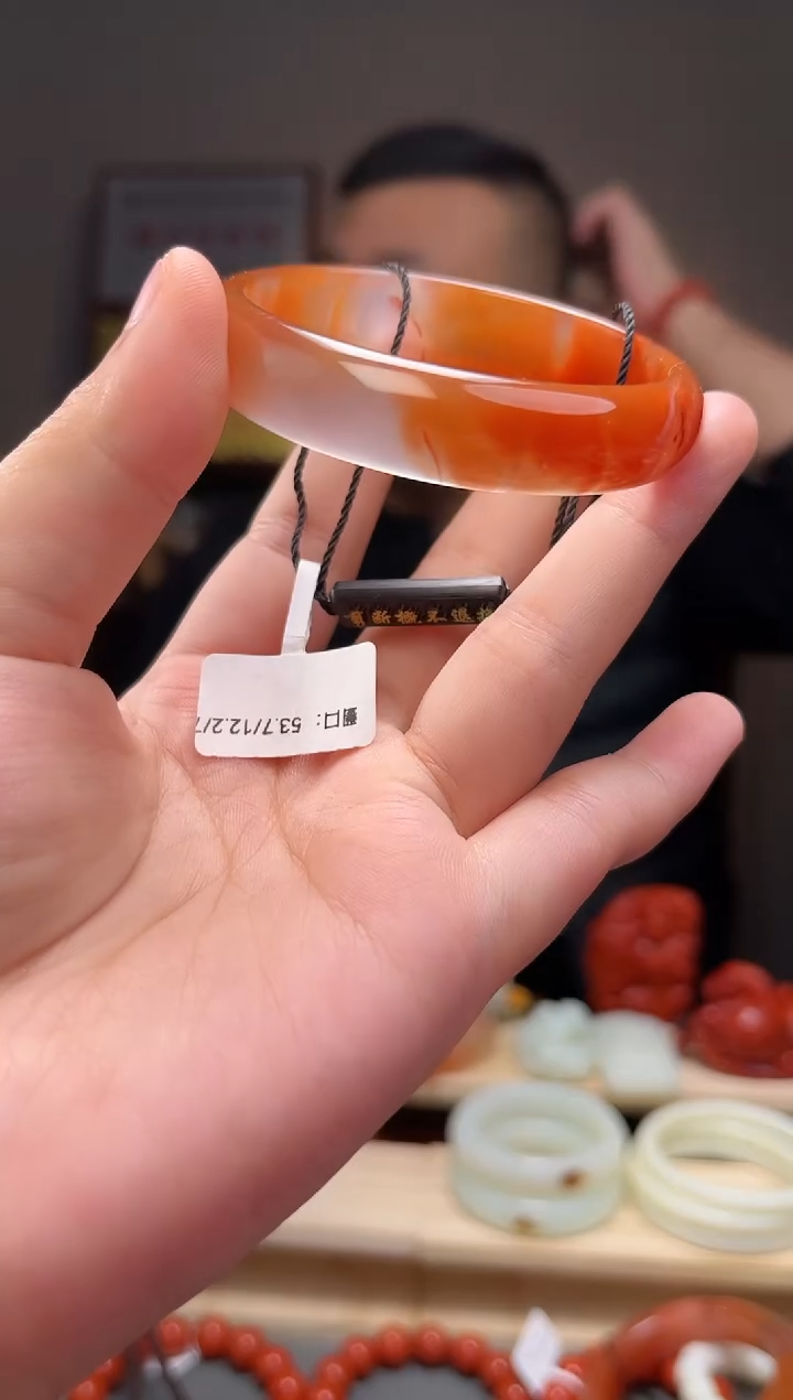 颈饰未镶嵌南红玛瑙57+