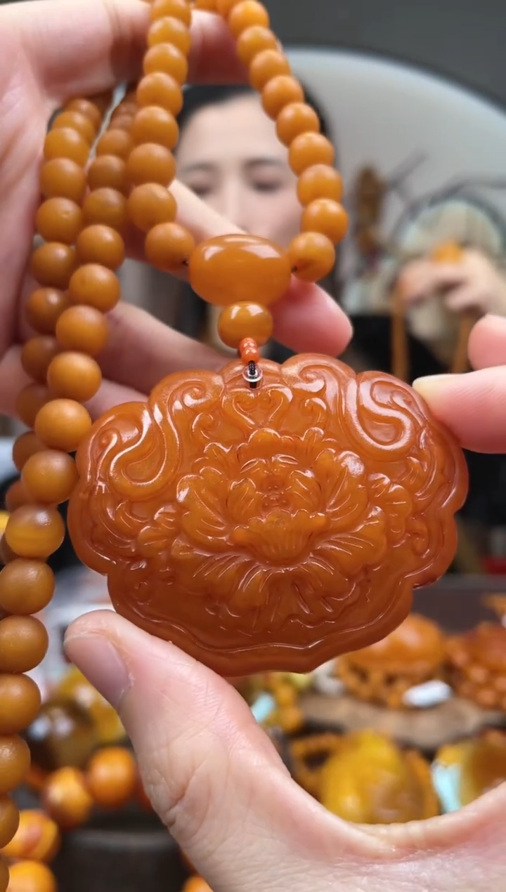 【闪购商品】琥珀裸石未镶嵌首饰 假1赔4 （多样性发货1件（微瑕