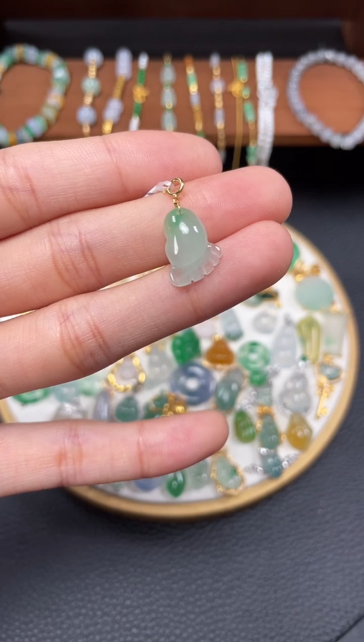 【闪购商品】翡翠吊坠(不含链)18K金镶嵌一个  JK623