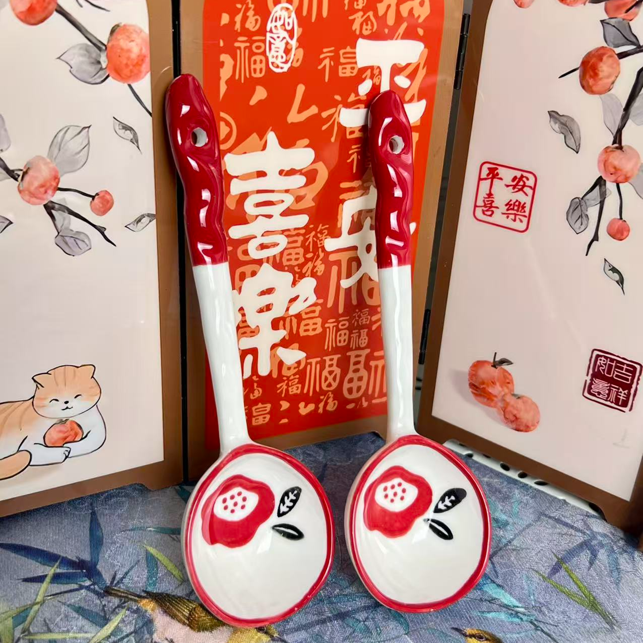 高颜值陶瓷花朵勺手绘釉下彩调羹汤勺2个（不退不换 介意勿拍）
