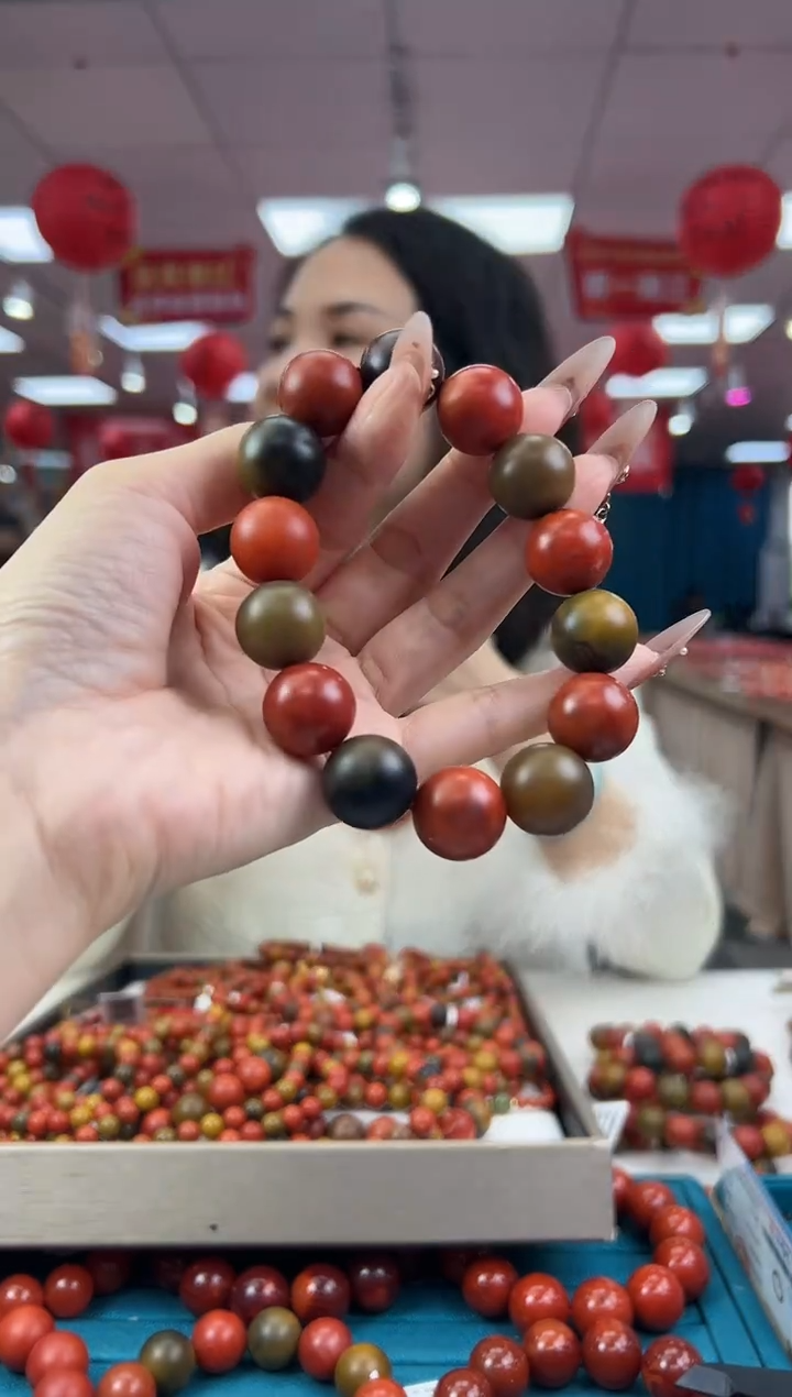 【闪购商品】南红玛瑙手串未镶嵌2.3-（多样式）