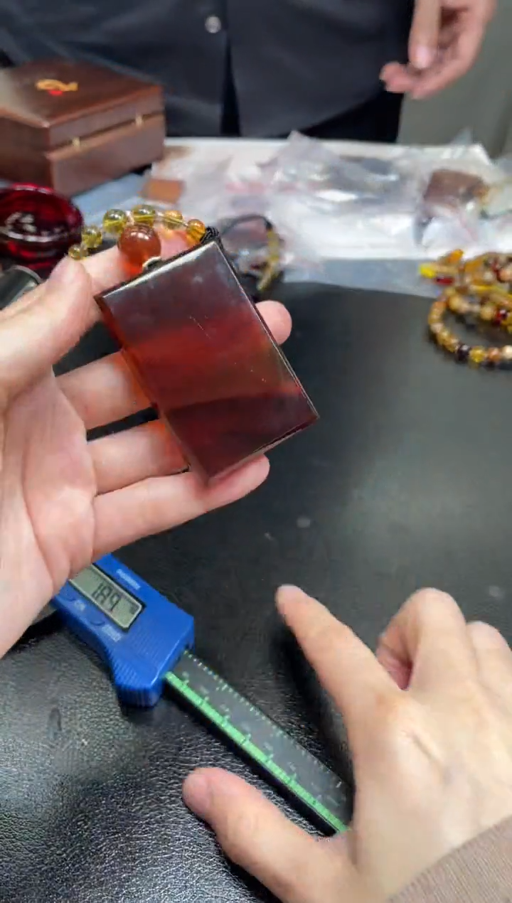 【闪购商品】琥珀颈饰未镶嵌03-05HDJT0141993