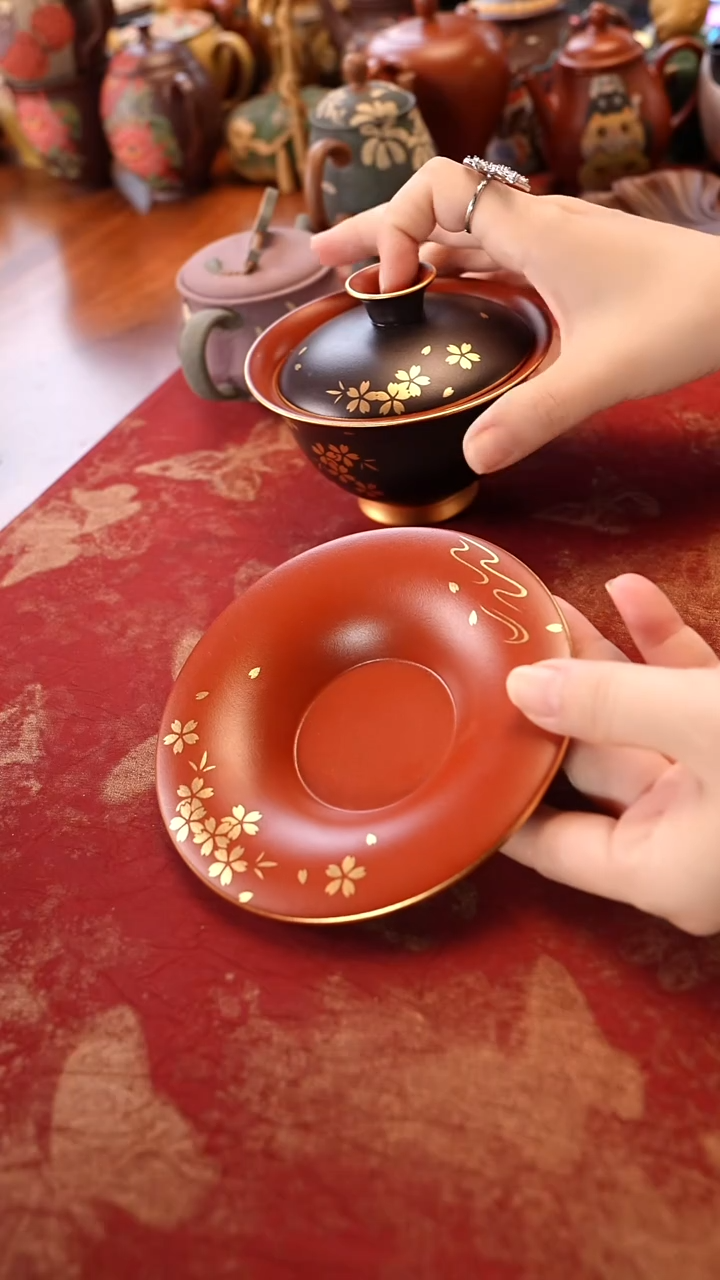 宜兴紫砂黑金三才盖碗