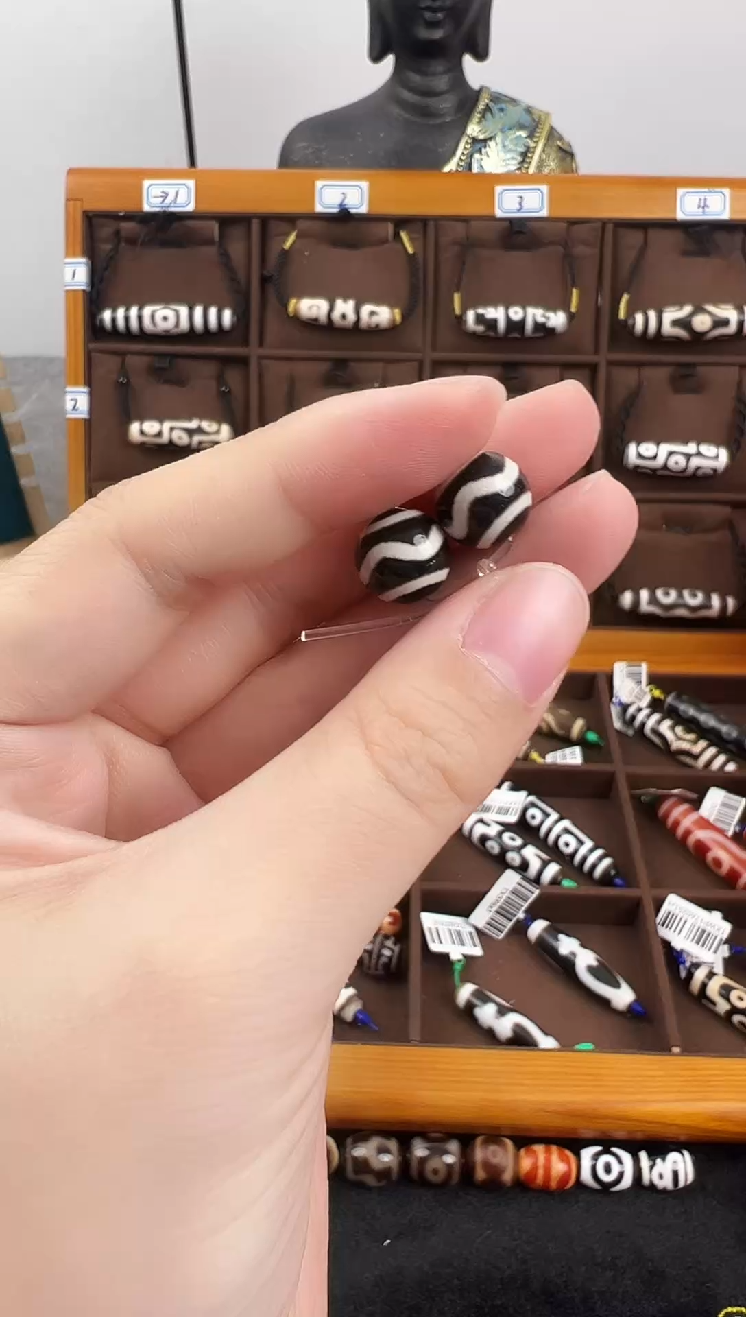 玛瑙/玉髓（覆膜）颈饰未镶嵌14.（微瑕随机发货）