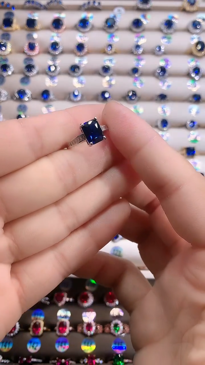 【闪购商品】蓝宝石戒指银S925镶嵌银色7.9