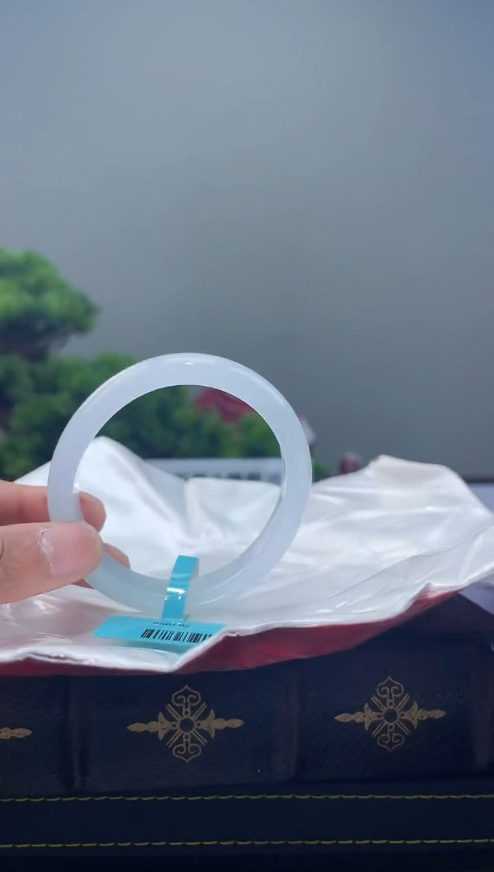 【闪购商品】翡翠手镯（贵妃镯）未镶嵌4手镯