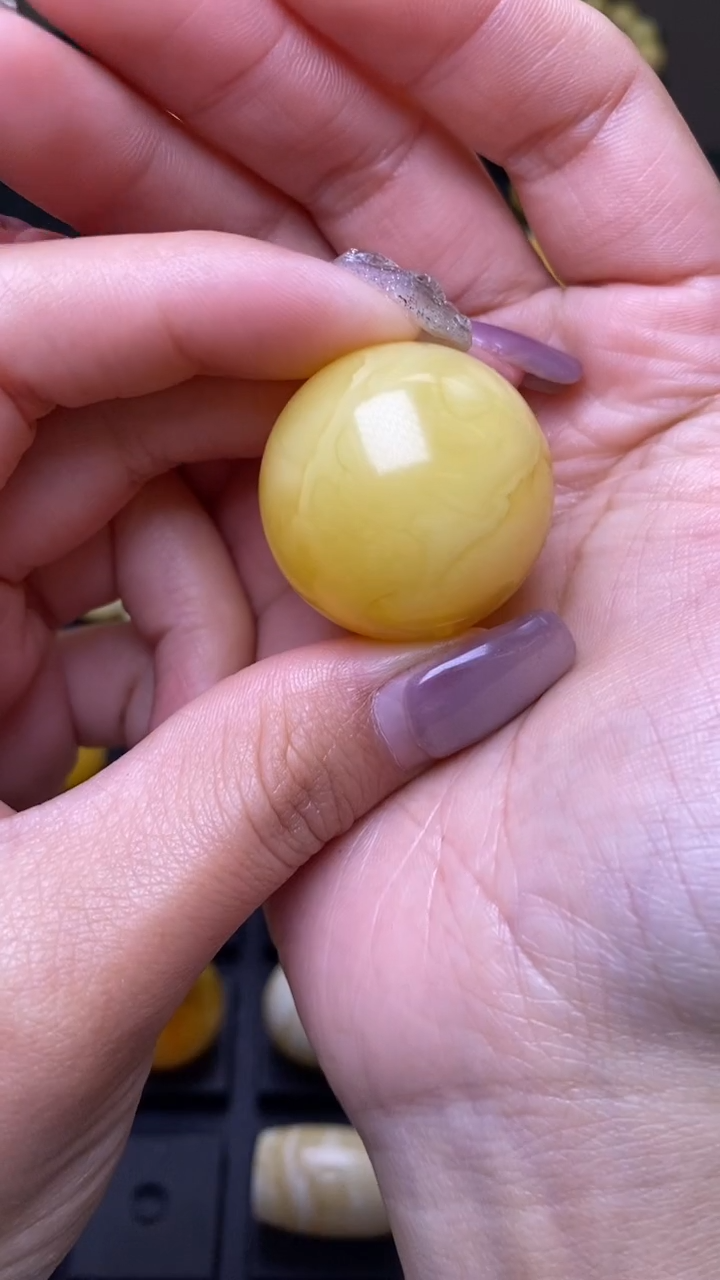 【闪购商品】琥珀裸石未镶嵌葵. 17